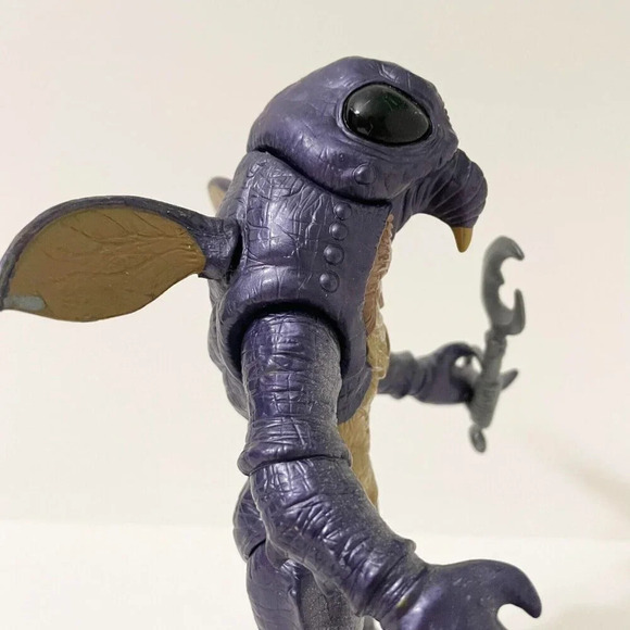 1993 Bandai Mighty Morphin Power Rangers Guitardo Alien Purple Fly Action Figure - Picture 16 of 16